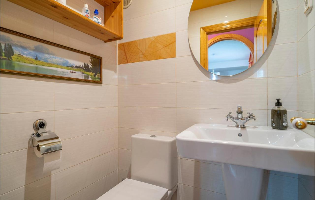 3 Bedroom Stunning Home In Torre Del Mar Kültér fotó